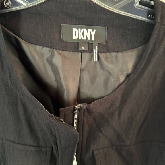 DKNY Collarless Roll Tab Jacket - NWOT - Picture 6 of 7